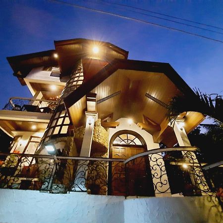 El Castillo Bed And Breakfast Angono Exteriér fotografie