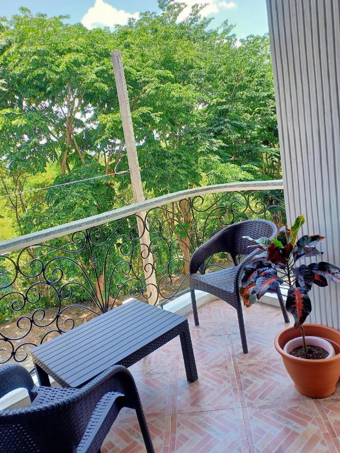 El Castillo Bed And Breakfast Angono Exteriér fotografie